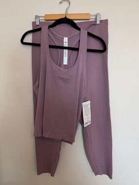 Lululemon SET Glow up Legging (14, nwot) & swifty tank (12, nwt)